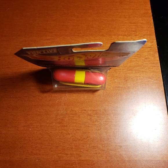 Hot Wheels Ocar Mayer Weinermobile. NEW & Vintage - Picture 3 of 4